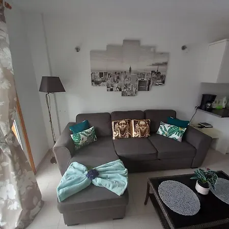 Sol & Arena Apartment *